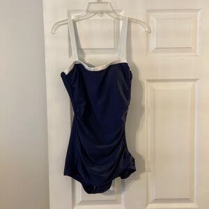 MAXINE OF HOLLYWOOD Women’s Swim size 12 brand new color navy blue and white